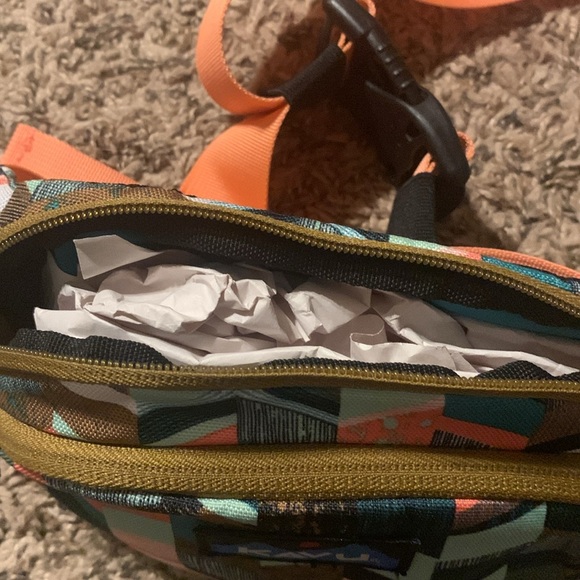 KAVU Coastal Blocks Spectator Bag - Picture 3 of 4